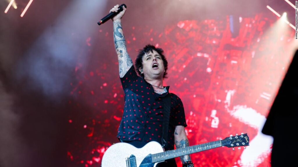Billie Joe Armstrong says he'll renounce his US citizenship over Roe v. Wade reversal