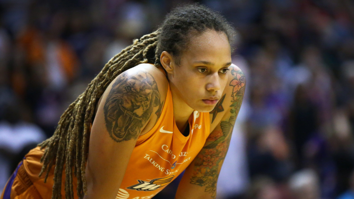 Brittney Griner unable to speak to wife Cherelle Griner over phone due to U.S. Embassy's logistical error