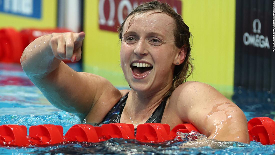 Katie Ledecky wins 1,500m free, earning record-extending 17th world title