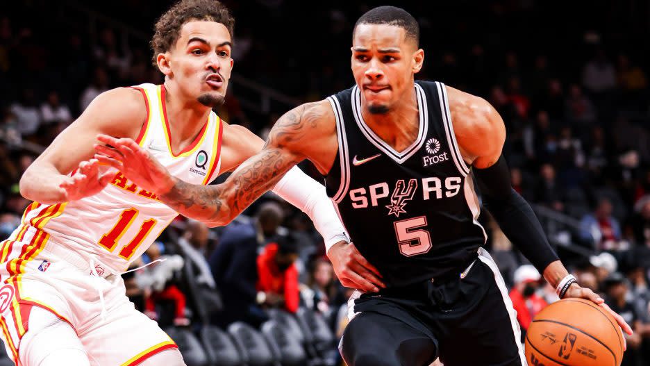 Spurs on verge of trading Dejounte Murray to Hawks for picks, not John Collins