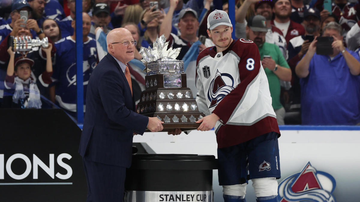Stanley Cup Final: Avalanche's Cale Makar makes history with Conn Smythe Trophy win