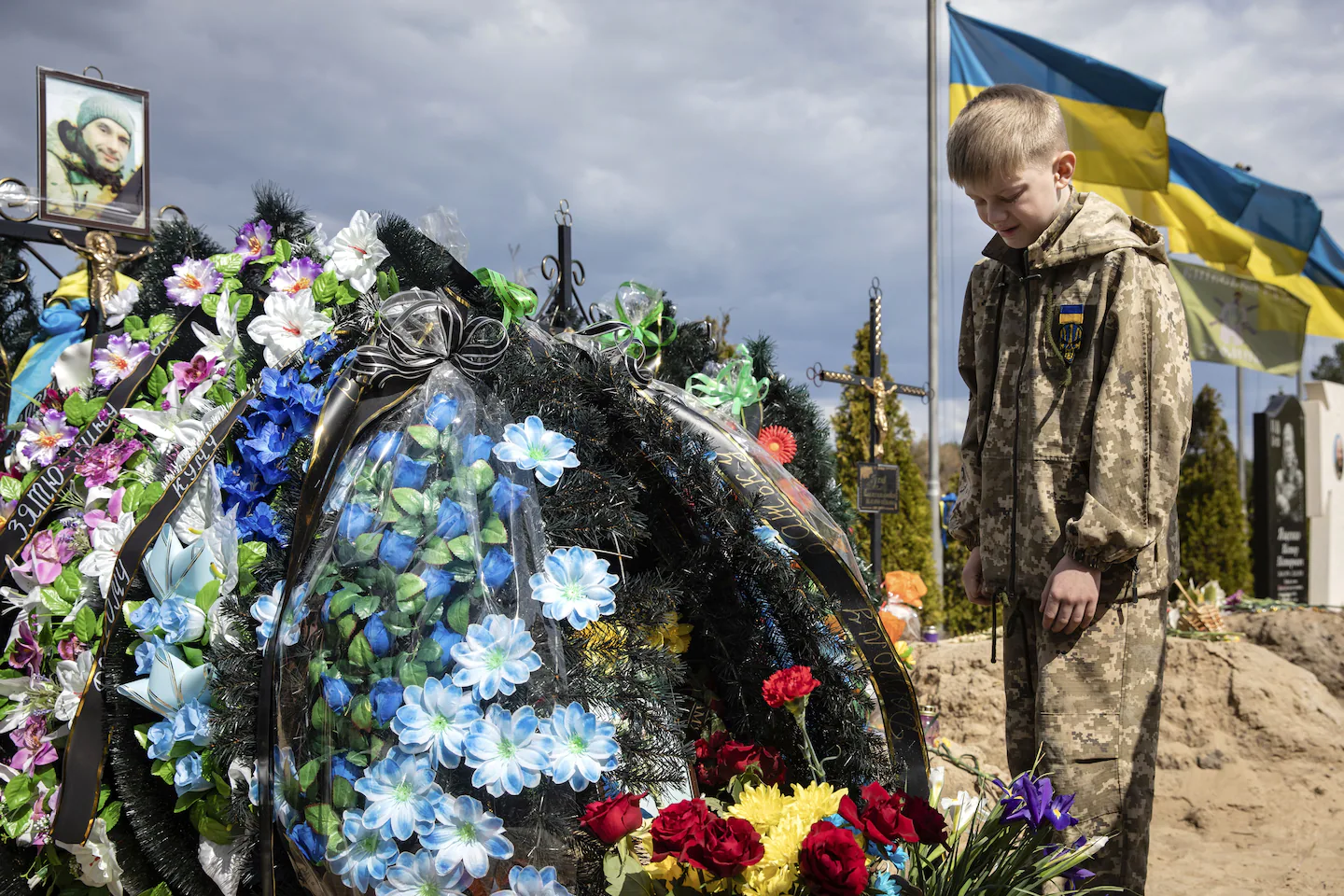 Volodymyr Zelensky on Father's Day praises dads who 'defend' Ukraine