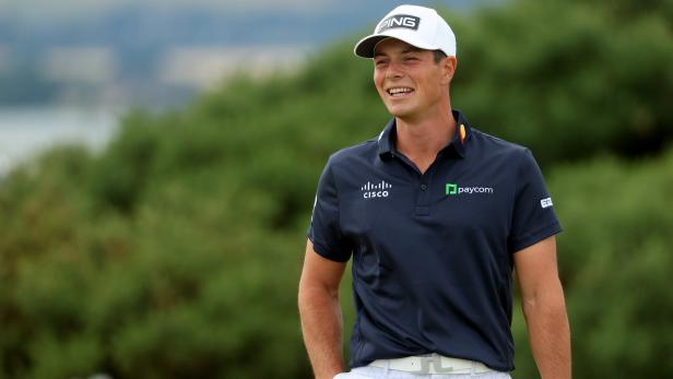 British Open 2022: Viktor Hovland sits atop Old Course leaderboard for both scoring and smiling | Golf News and Tour Information
