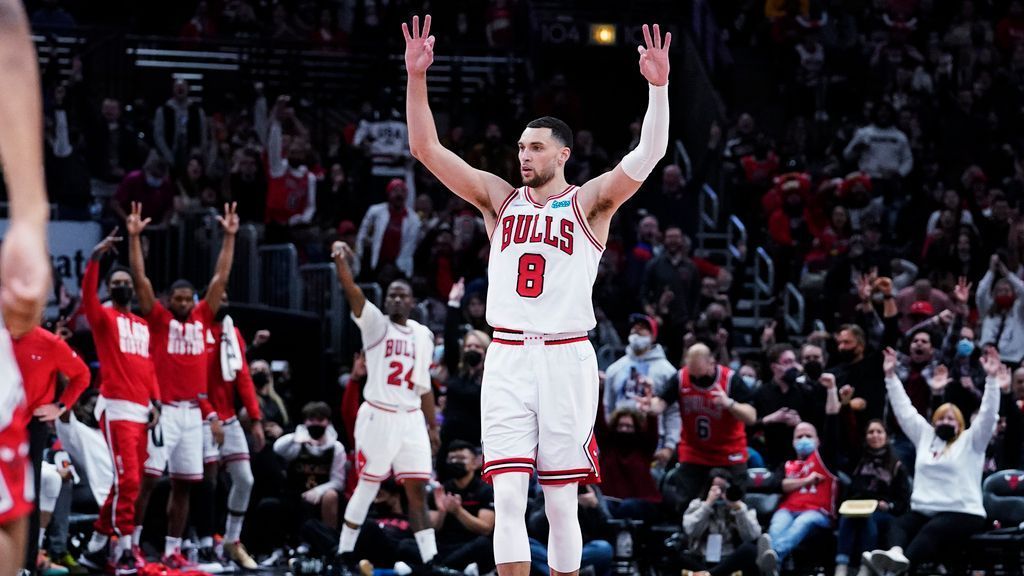 Chicago Bulls, Zach LaVine agree to 5-year, $215M max contract extension