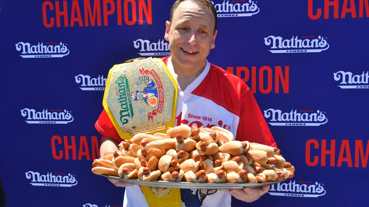 Joey Chestnut wins 15th Nathan’s Hot Dog Eating Contest